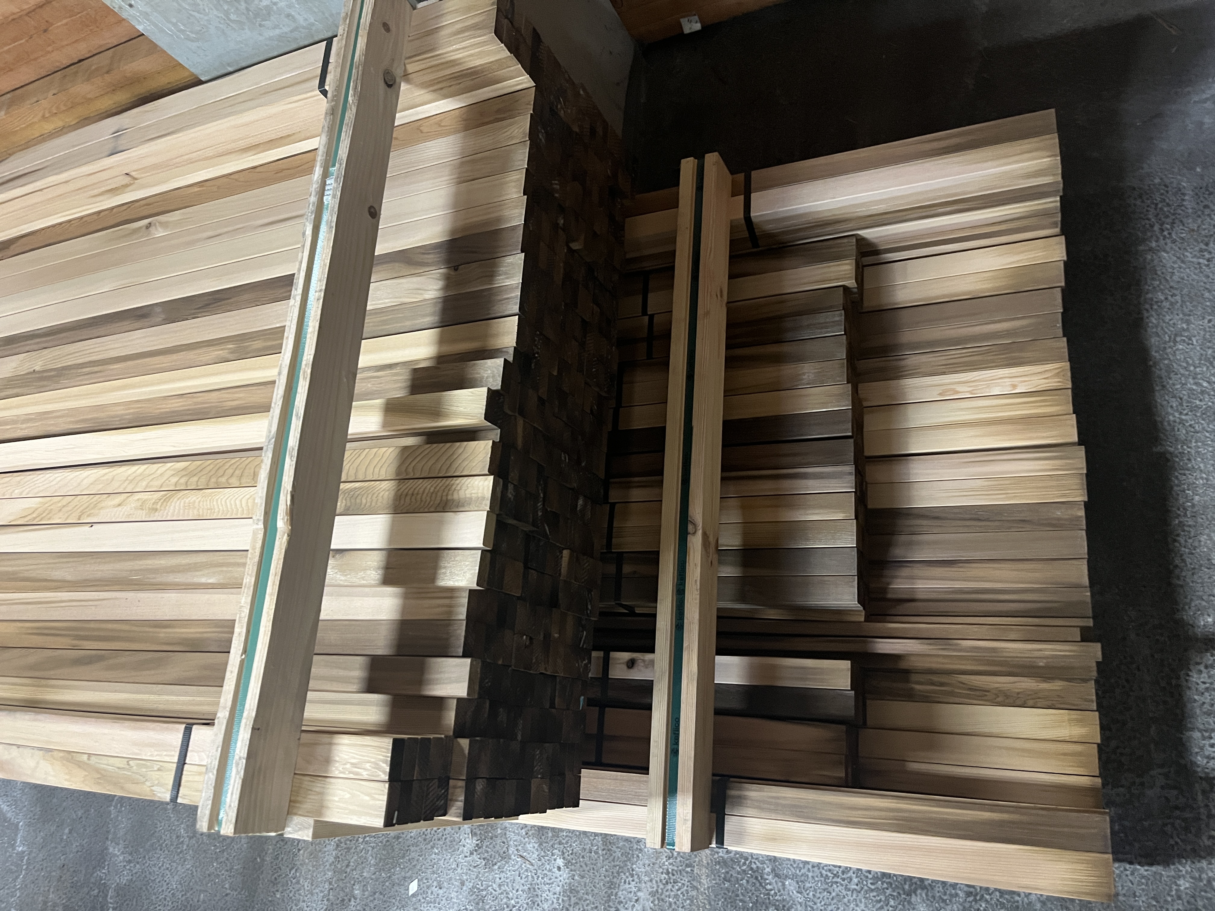 Western Red Cedar dekorativ liste, KEF A2, Brandimp., 100% PEFC